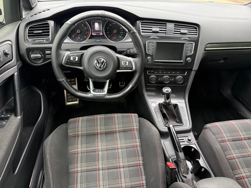 2017 Volkswagen GTI Mk7 - Image 5 of 17