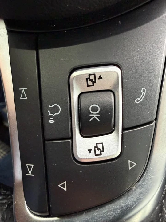 2017 Volkswagen GTI Mk7 - Image 14 of 17