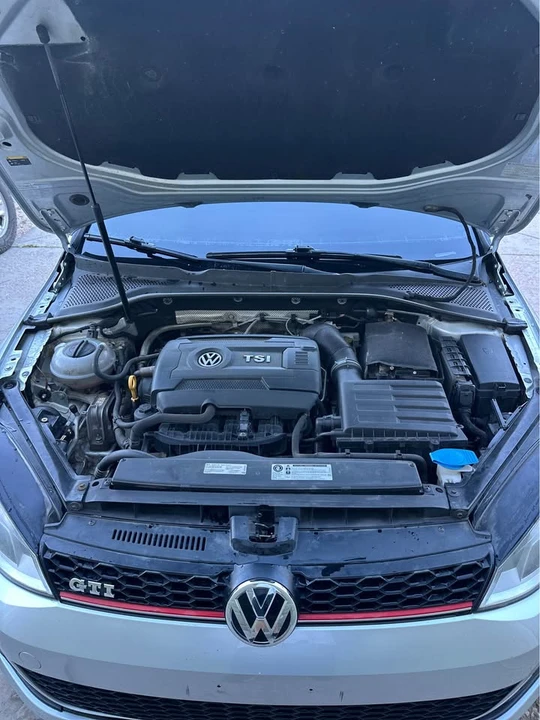2017 Volkswagen GTI Mk7 - Image 9 of 12