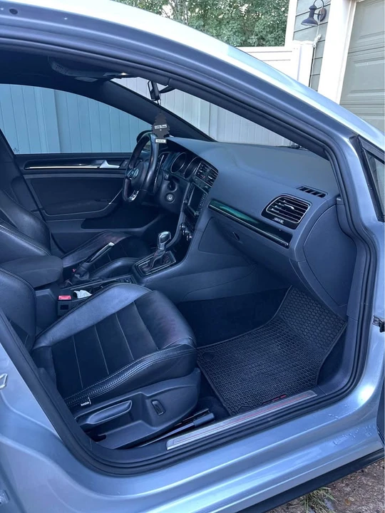 2017 Volkswagen GTI Mk7 - Image 6 of 12