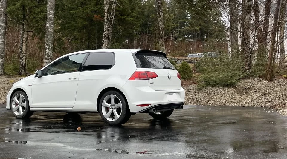 2017 Volkswagen GTI Mk7 - Image 5 of 6