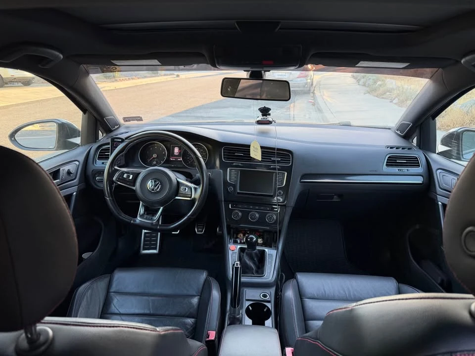 2017 Volkswagen GTI Mk7 - Image 6 of 9