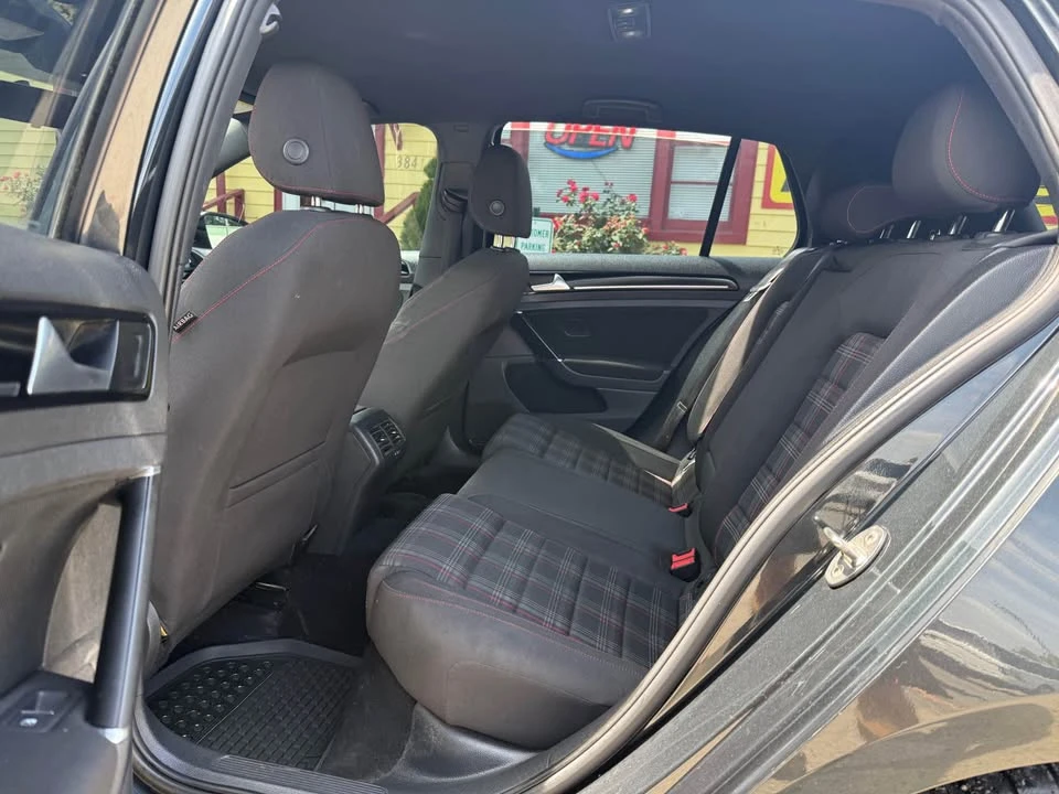 2017 Volkswagen GTI Mk7 - Image 19 of 20