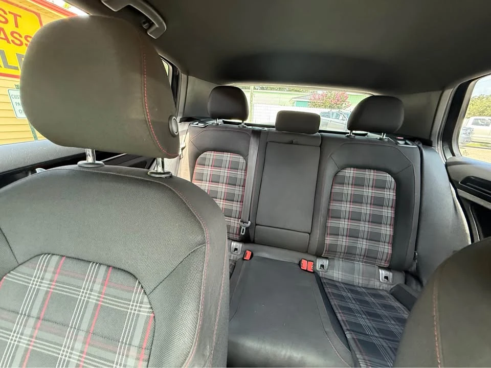 2017 Volkswagen GTI Mk7 - Image 18 of 20