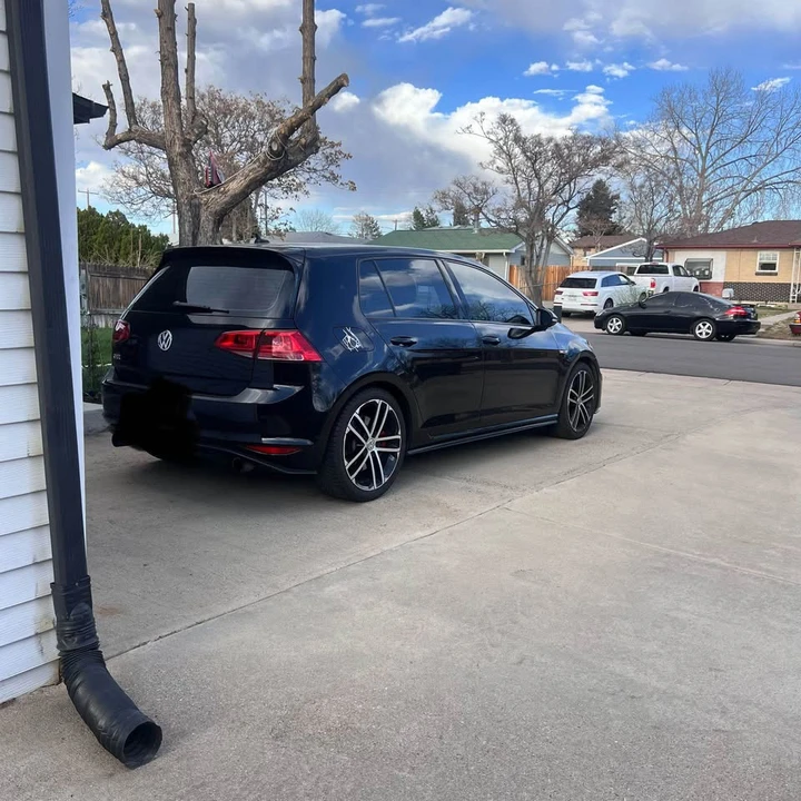 2017 Volkswagen GTI Mk7 - Image 8 of 9