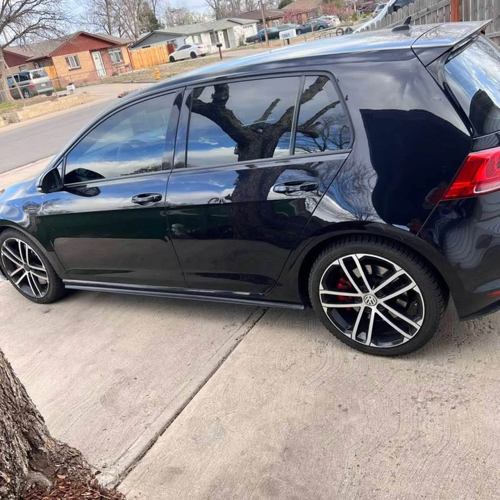 2017 Volkswagen GTI Mk7 - Image 2 of 9