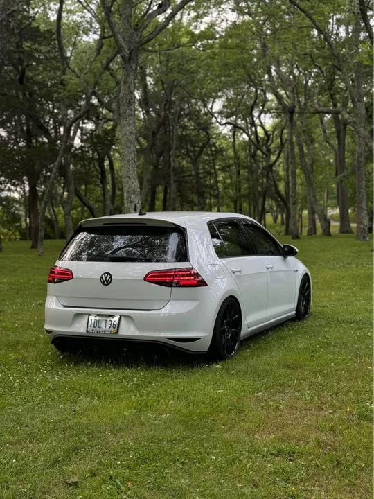 2017 Volkswagen GTI Mk7 - Image 2 of 7