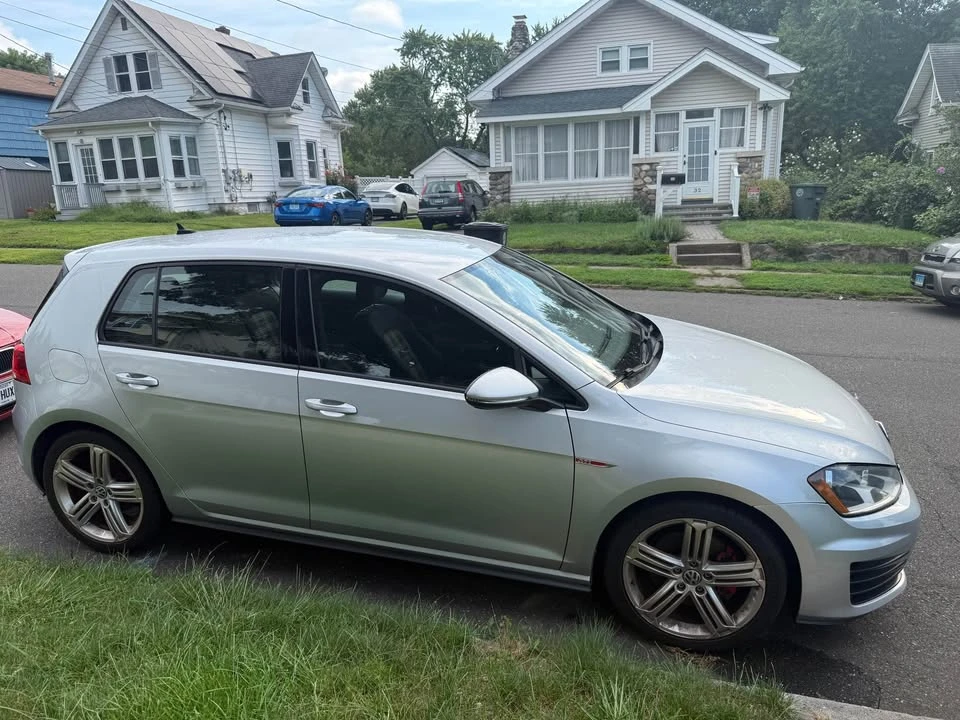 2017 Volkswagen GTI Mk7 - Image 8 of 19