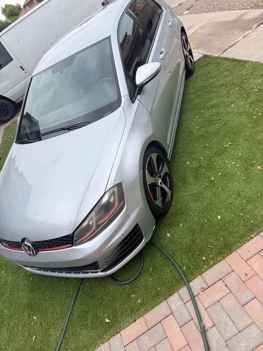2017 Volkswagen GTI Mk7 - Image 3 of 5