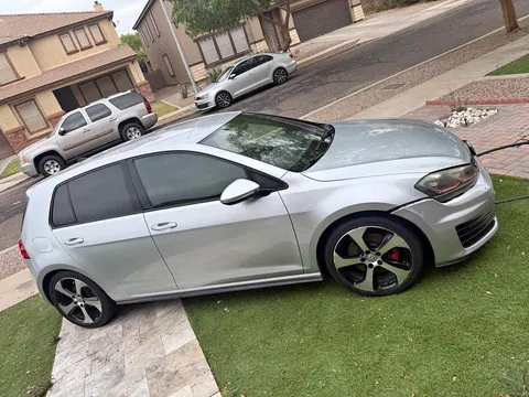 2017 Volkswagen GTI Wolfsburg Edition Hatchback