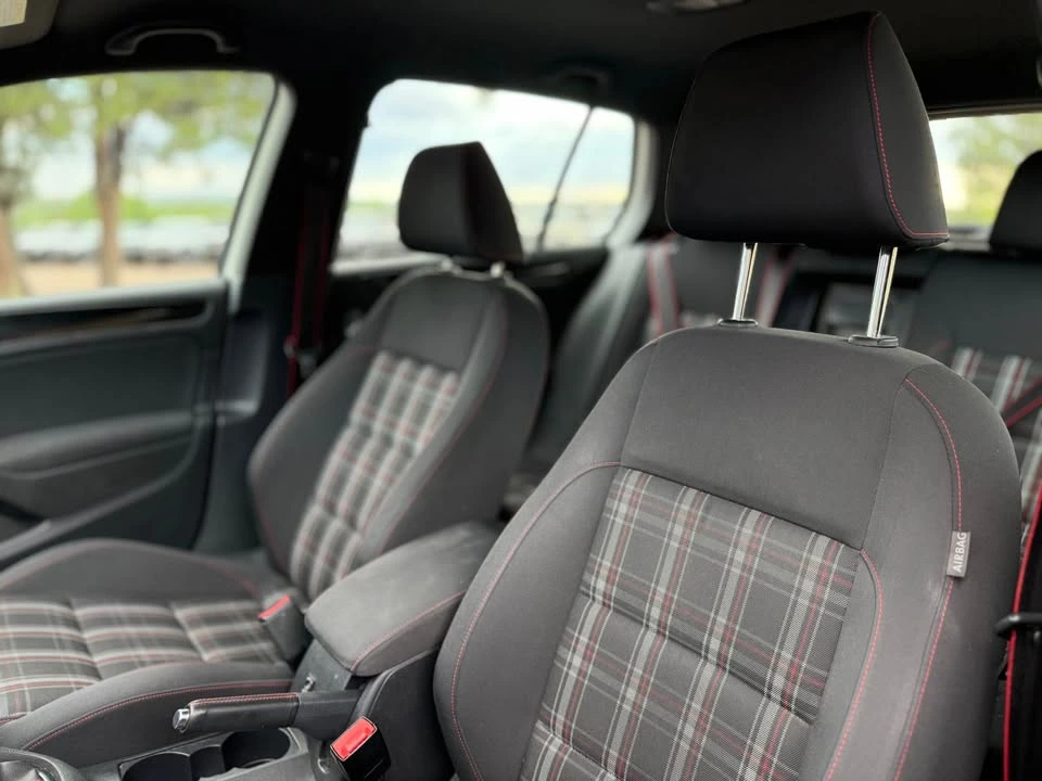 2017 Volkswagen GTI Mk7 - Image 12 of 20