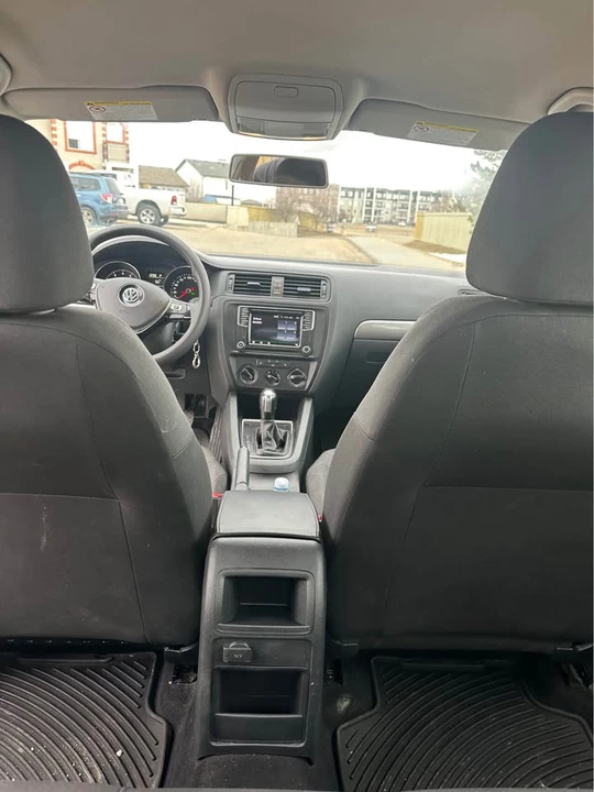 2017 Volkswagen A6 Jetta - Image 9 of 13