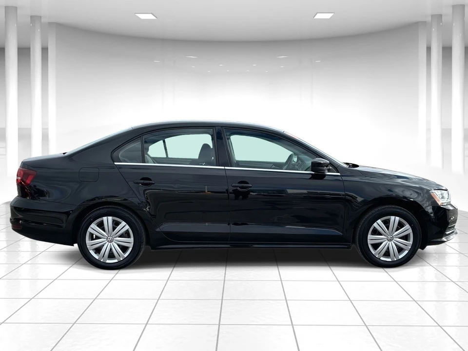 2017 Volkswagen A6 Jetta - Image 8 of 21