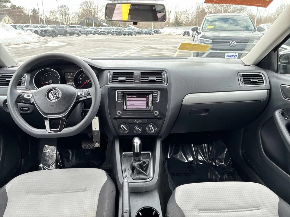 2017 Volkswagen A6 Jetta - Image 15 of 21