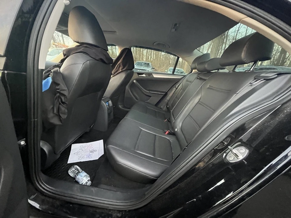 2017 Volkswagen A6 Jetta - Image 5 of 12