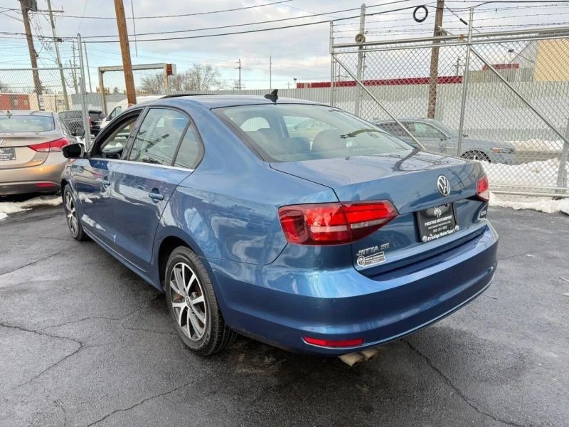 2017 Volkswagen A6 Jetta - Image 4 of 12
