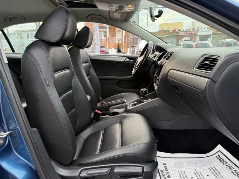 2017 Volkswagen A6 Jetta - Image 11 of 12