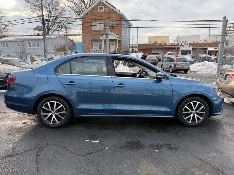 2017 Volkswagen A6 Jetta - Image 7 of 12