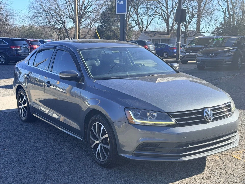 2017 Volkswagen A6 Jetta - Image 3 of 20