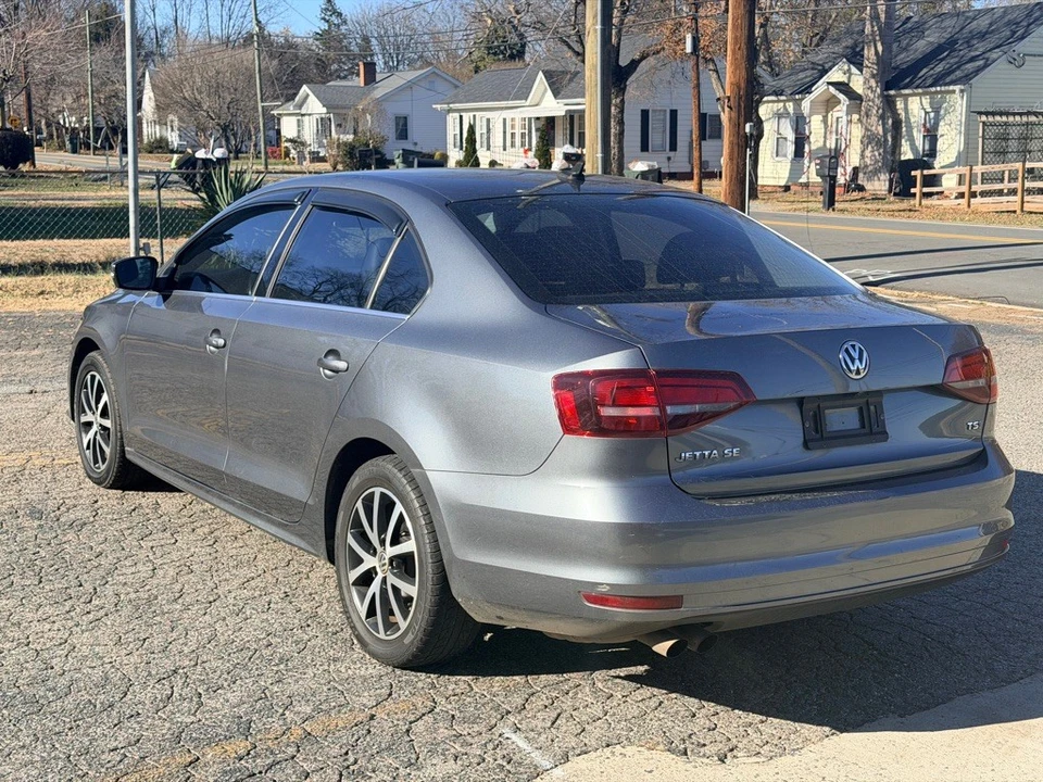 2017 Volkswagen A6 Jetta - Image 10 of 20