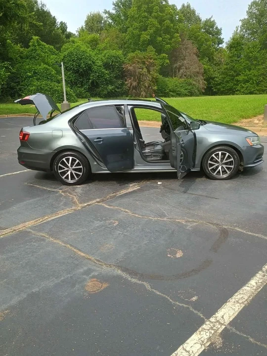 2017 Volkswagen A6 Jetta - Image 6 of 10