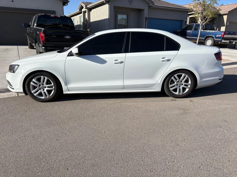 2017 Volkswagen A6 Jetta - Image 16 of 17