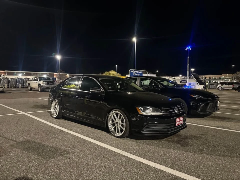 2017 Volkswagen A6 Jetta - Image 3 of 8
