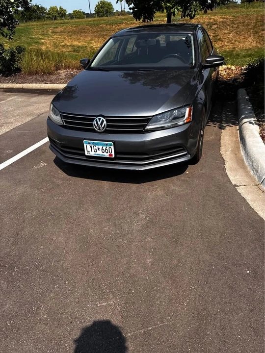 2017 Volkswagen A6 Jetta - Image 3 of 7
