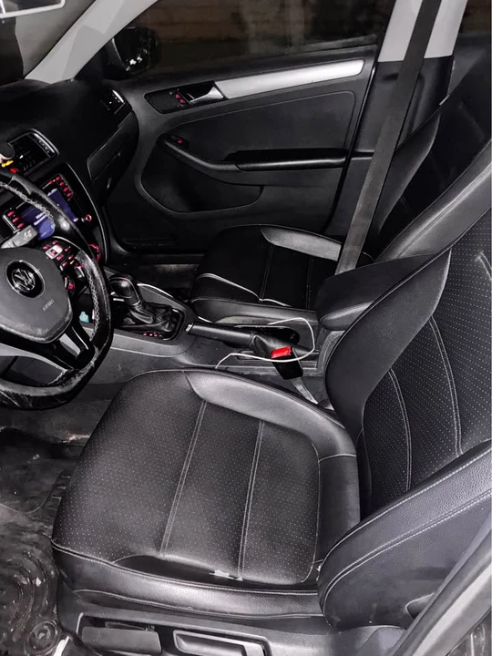 2017 Volkswagen A6 Jetta - Image 5 of 7