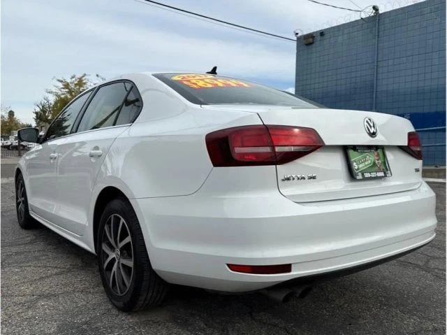2017 Volkswagen A6 Jetta - Image 4 of 13
