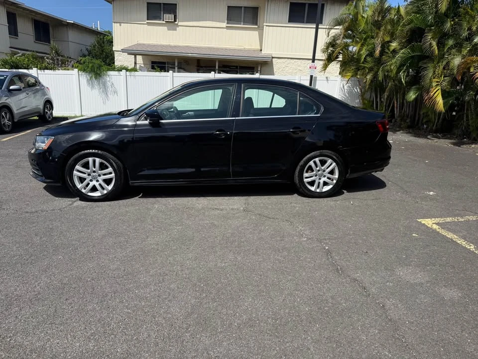 2017 Volkswagen A6 Jetta - Image 8 of 11