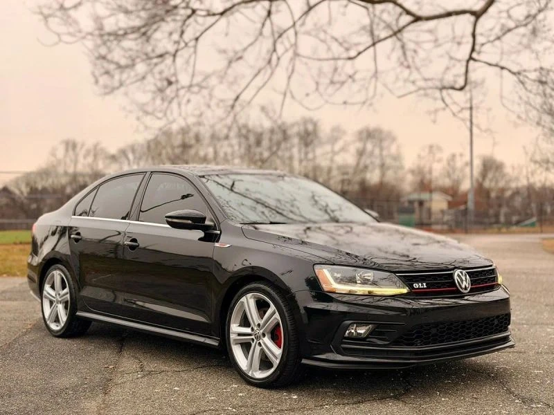 2017 Volkswagen A6 Jetta - Image 2 of 12