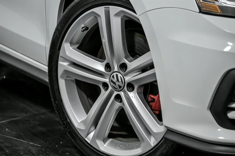 2017 Volkswagen A6 Jetta - Image 3 of 21