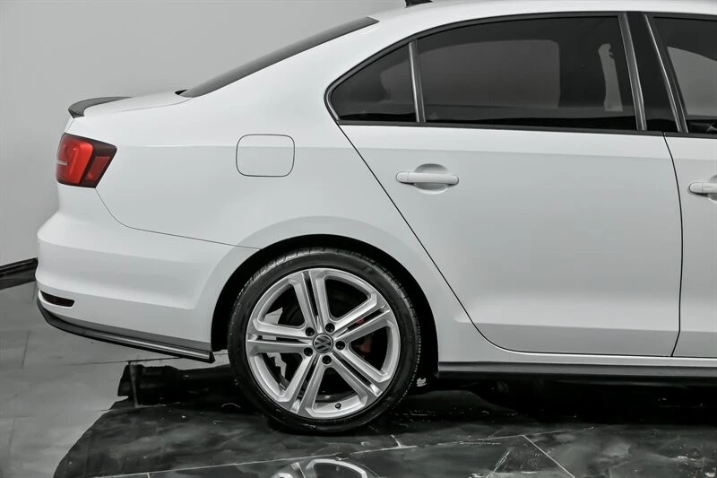 2017 Volkswagen A6 Jetta - Image 12 of 21