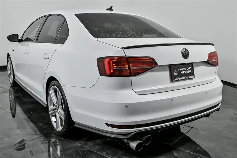 2017 Volkswagen A6 Jetta - Image 9 of 21