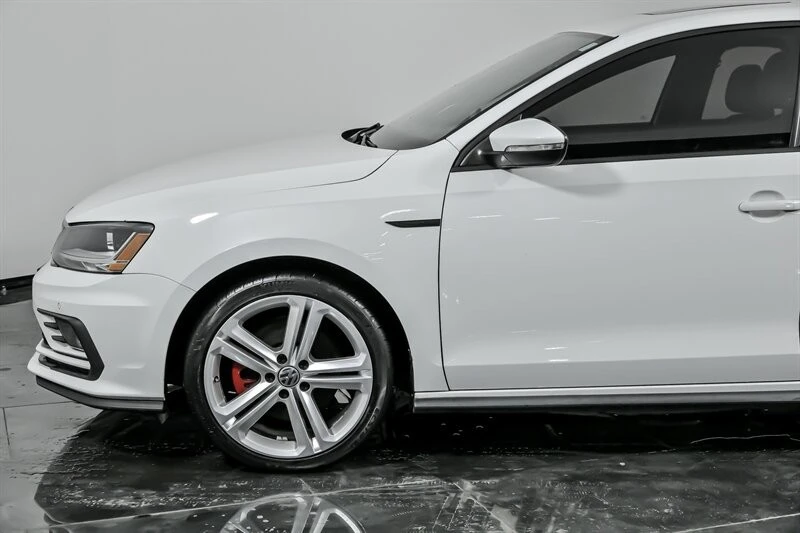 2017 Volkswagen A6 Jetta - Image 6 of 21