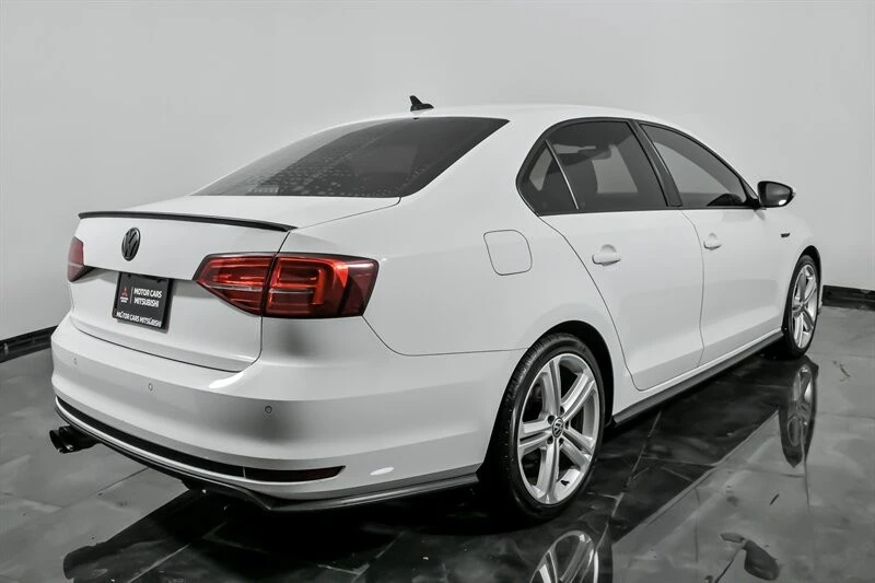 2017 Volkswagen A6 Jetta - Image 11 of 21