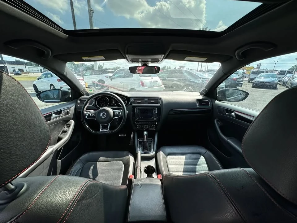 2017 Volkswagen A6 Jetta - Image 2 of 20