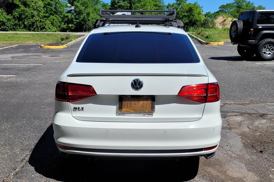 2017 Volkswagen A6 Jetta - Image 5 of 31