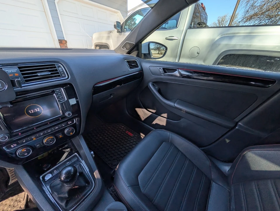 2017 Volkswagen A6 Jetta - Image 12 of 14