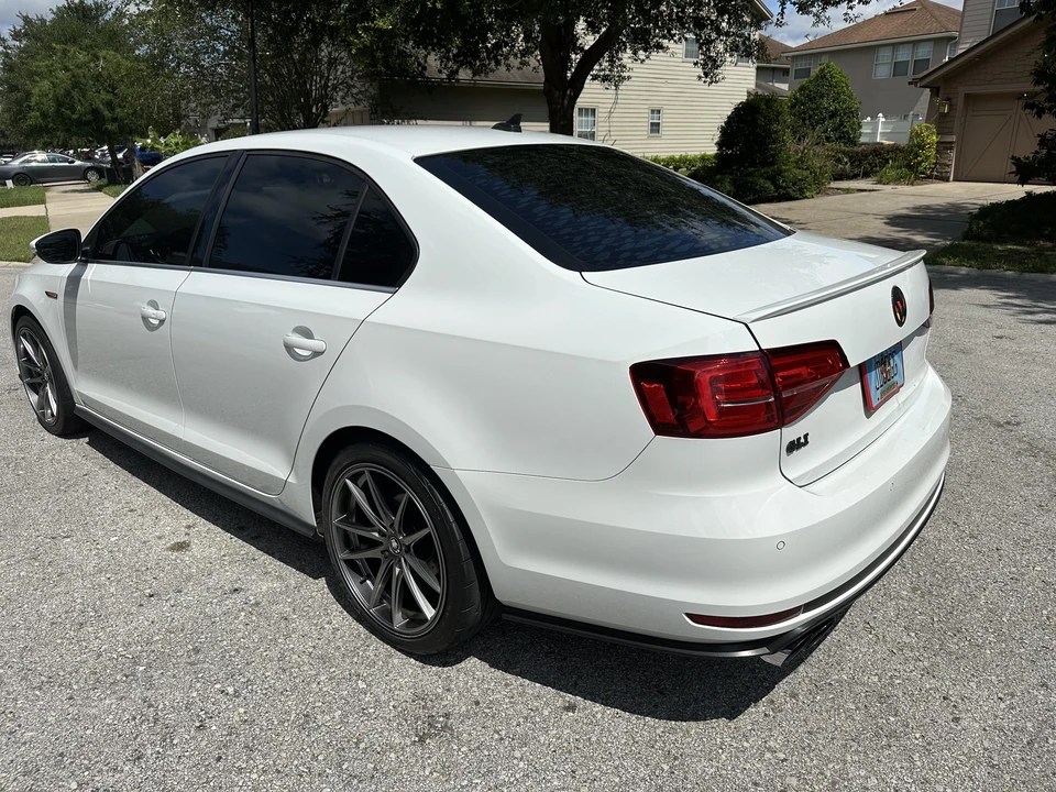 2017 Volkswagen A6 Jetta - Image 12 of 31