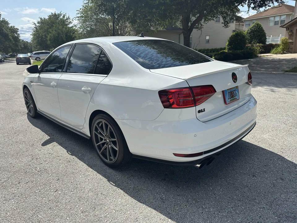 2017 Volkswagen A6 Jetta - Image 13 of 31