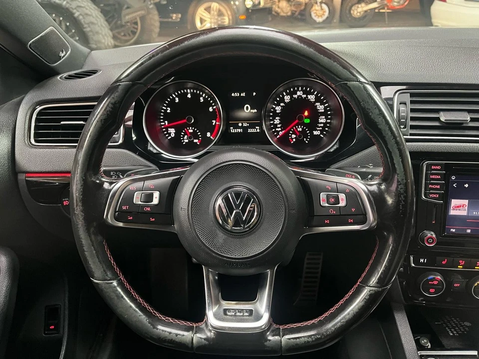 2017 Volkswagen A6 Jetta - Image 12 of 21