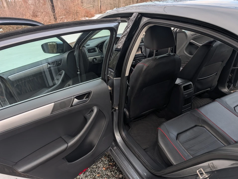 2017 Volkswagen A6 Jetta - Image 11 of 20