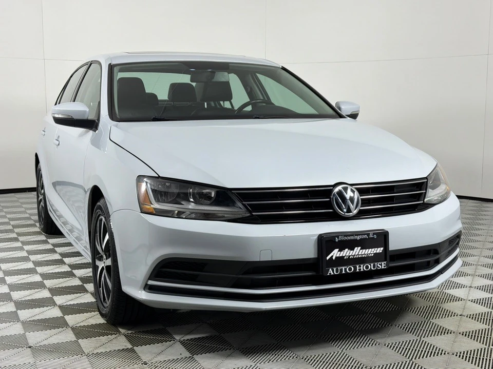 2017 Volkswagen A6 Jetta - Image 3 of 21