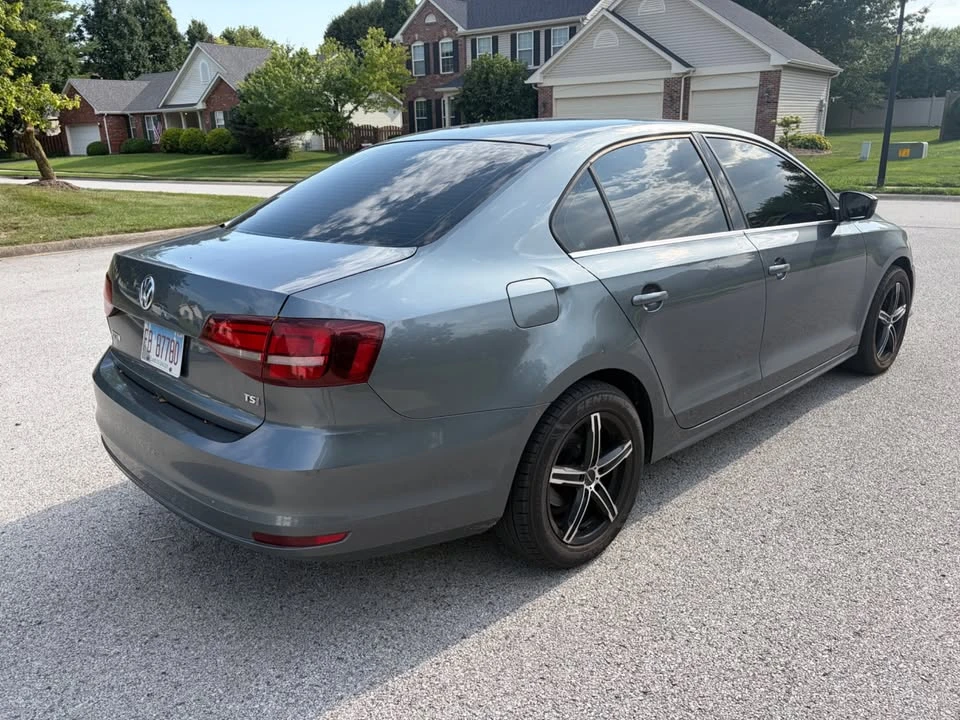 2017 Volkswagen A6 Jetta - Image 3 of 14