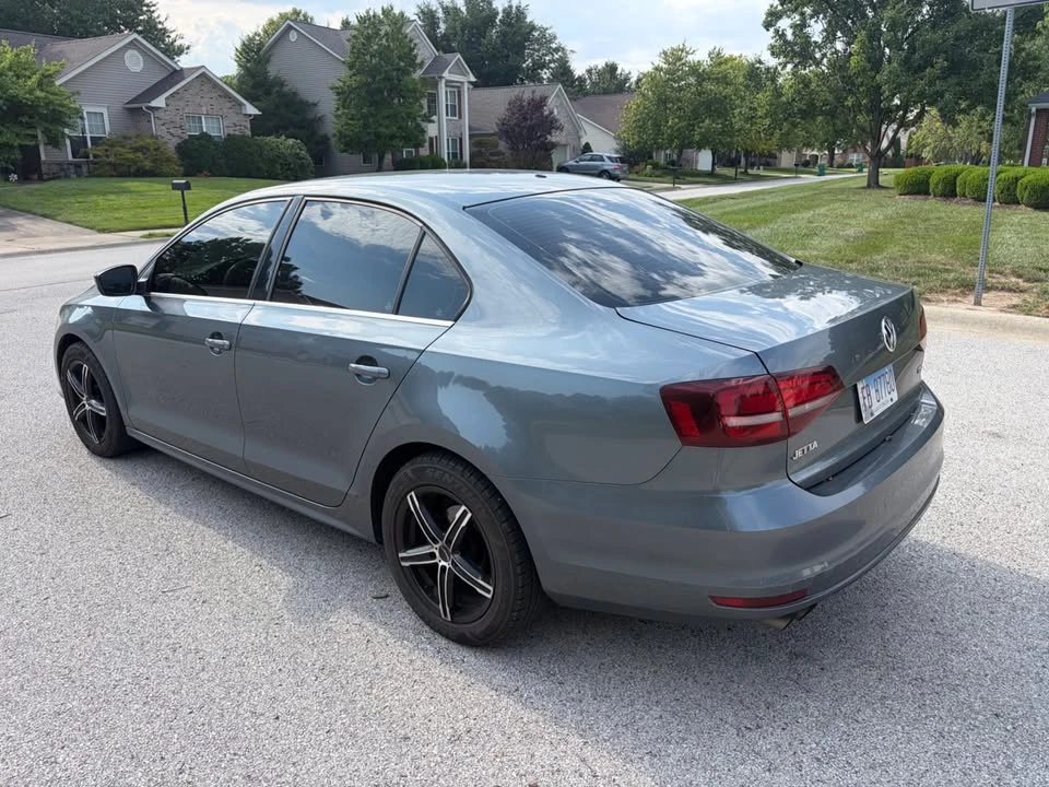 2017 Volkswagen A6 Jetta - Image 5 of 14