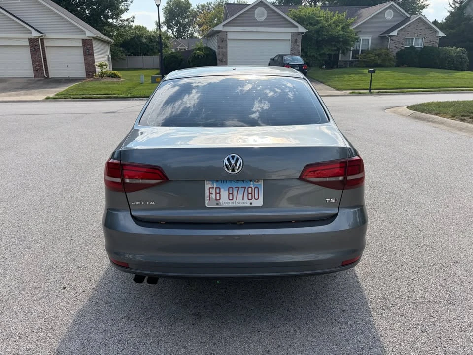 2017 Volkswagen A6 Jetta - Image 4 of 14