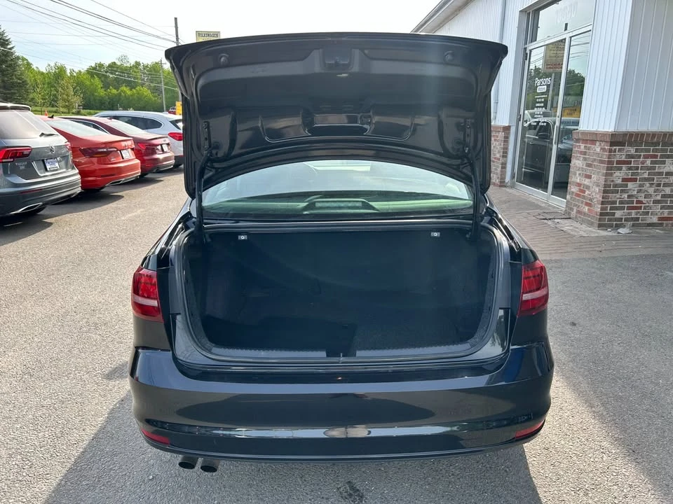 2017 Volkswagen A6 Jetta - Image 7 of 19