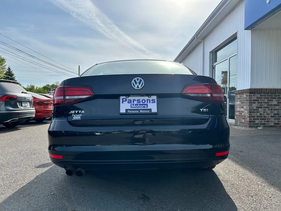 2017 Volkswagen A6 Jetta - Image 6 of 19